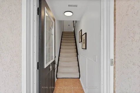 262 St Helens Avenue Toronto ON M6H 4A4