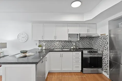 262 St Helens Avenue Toronto ON M6H 4A4