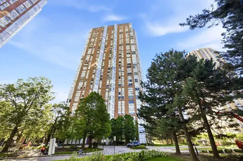 5 Concorde Place Toronto ON M3C 3M8