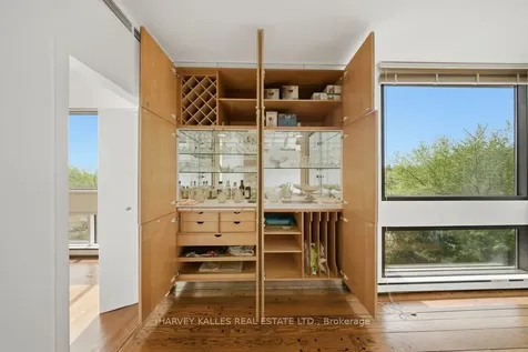 150 Heath Street W Toronto ON M4V 2Y4