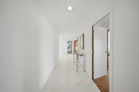 150 Heath Street W Toronto ON M4V 2Y4