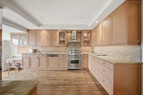 150 Heath Street W Toronto ON M4V 2Y4