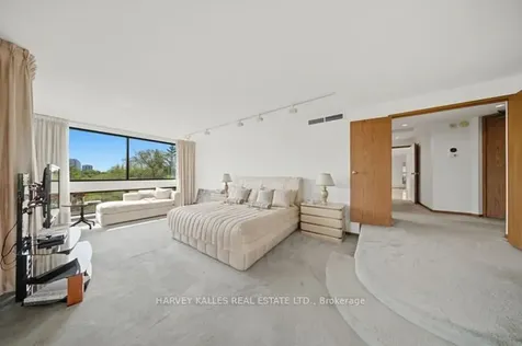 150 Heath Street W Toronto ON M4V 2Y4