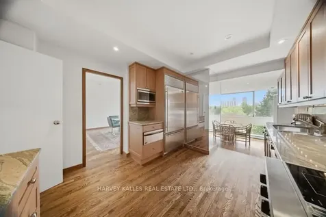 150 Heath Street W Toronto ON M4V 2Y4