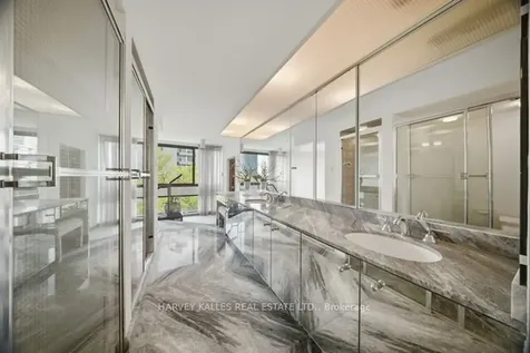 150 Heath Street W Toronto ON M4V 2Y4