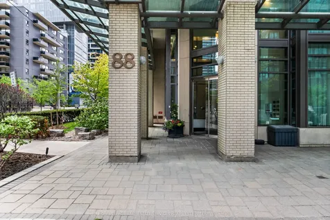 88 Broadway Avenue Toronto ON M4P 0A5