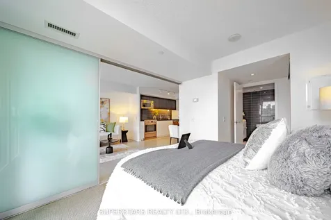 75 Queens Wharf Road Toronto ON M5V 0J8
