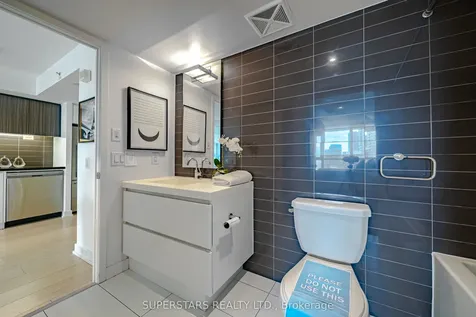 75 Queens Wharf Road Toronto ON M5V 0J8
