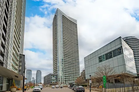 75 Queens Wharf Road Toronto ON M5V 0J8