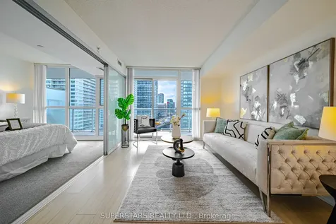 75 Queens Wharf Road Toronto ON M5V 0J8