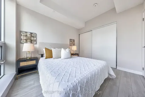 31 Tippett Road Toronto ON M3H 2V1