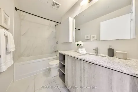 31 Tippett Road Toronto ON M3H 2V1