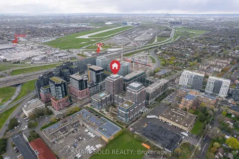 31 Tippett Road Toronto ON M3H 2V1