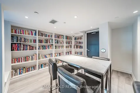31 Tippett Road Toronto ON M3H 2V1