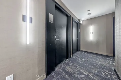 31 Tippett Road Toronto ON M3H 2V1