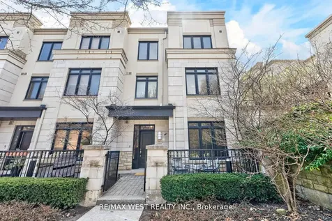 7 Oakburn Crescent Toronto ON M2N 2T5