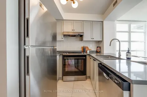 650 Queens Quay W Toronto ON M5V 3Y7