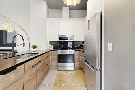 135 Dalhousie Street Toronto ON M5B 2S1