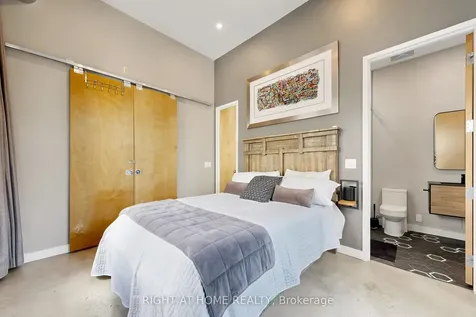 135 Dalhousie Street Toronto ON M5B 2S1