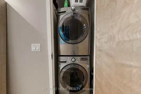 135 Dalhousie Street Toronto ON M5B 2S1