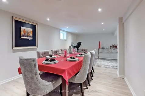 182 Princess Avenue Toronto ON M2N 3R9