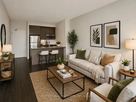 66 Forest Manor Road Toronto ON M2J 0B7