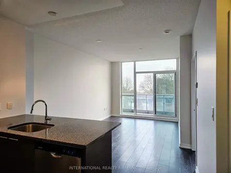 66 Forest Manor Road Toronto ON M2J 0B7