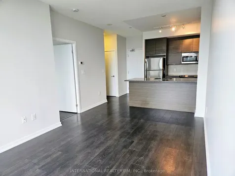 66 Forest Manor Road Toronto ON M2J 0B7