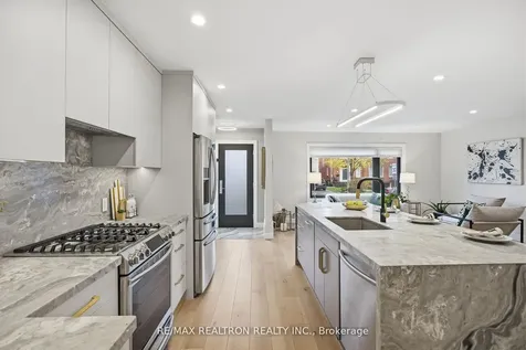 52 Burncrest Drive Toronto ON M5M 2Z5