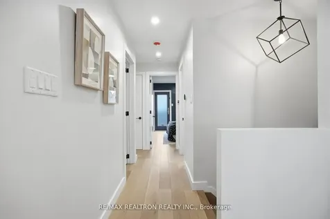 52 Burncrest Drive Toronto ON M5M 2Z5
