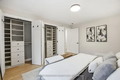 52 Burncrest Drive Toronto ON M5M 2Z5