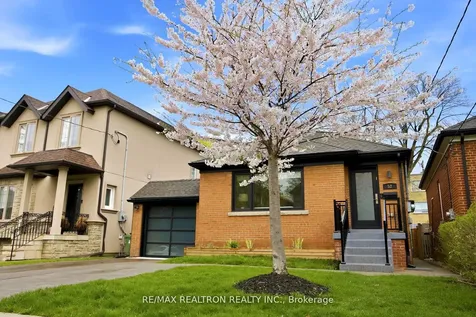 52 Burncrest Drive Toronto ON M5M 2Z5