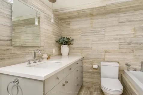 278 Bloor Street E Toronto ON M4W 3M4