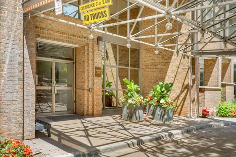278 Bloor Street E Toronto ON M4W 3M4