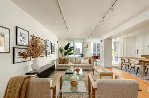 278 Bloor Street E Toronto ON M4W 3M4