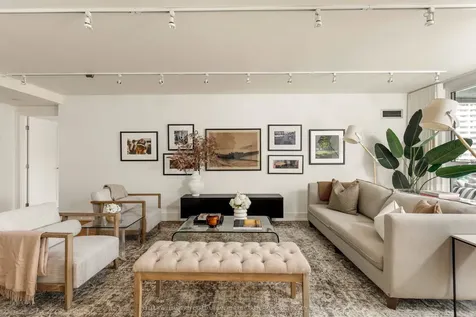 278 Bloor Street E Toronto ON M4W 3M4