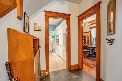 5 Millerson Avenue Toronto ON M6E 1J6