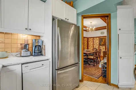 5 Millerson Avenue Toronto ON M6E 1J6