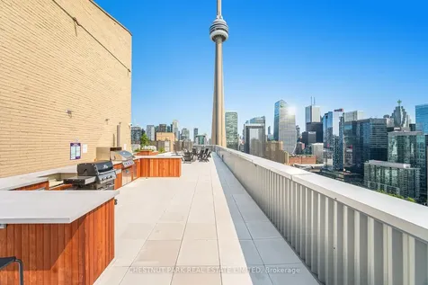 270 Queens Quay W Toronto ON M5J 2N4
