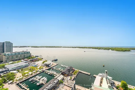 270 Queens Quay W Toronto ON M5J 2N4