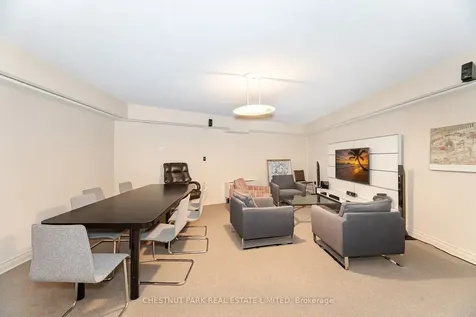 270 Queens Quay W Toronto ON M5J 2N4