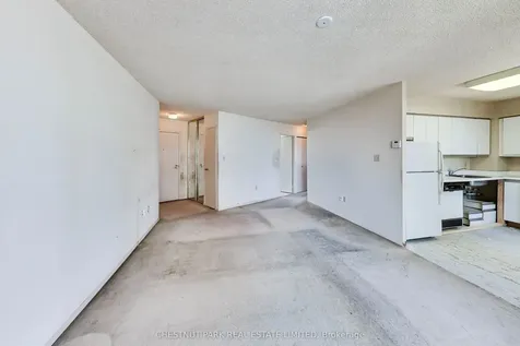 270 Queens Quay W Toronto ON M5J 2N4