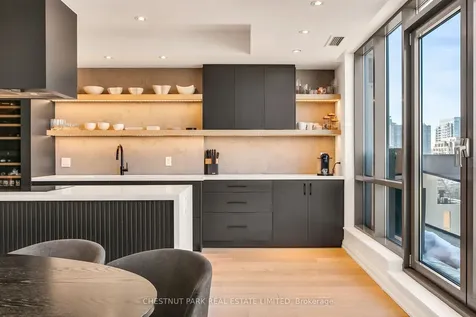 3 Mcalpine Street Toronto ON M5R 3T5