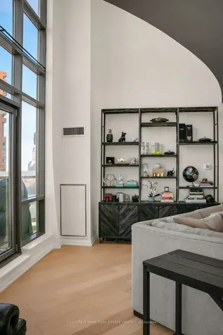 3 Mcalpine Street Toronto ON M5R 3T5