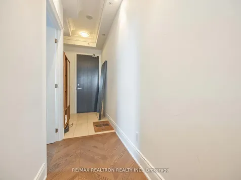 23 Glebe Road W Toronto ON M5P 0A1
