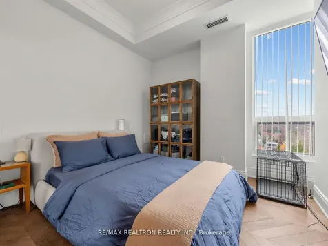 23 Glebe Road W Toronto ON M5P 0A1