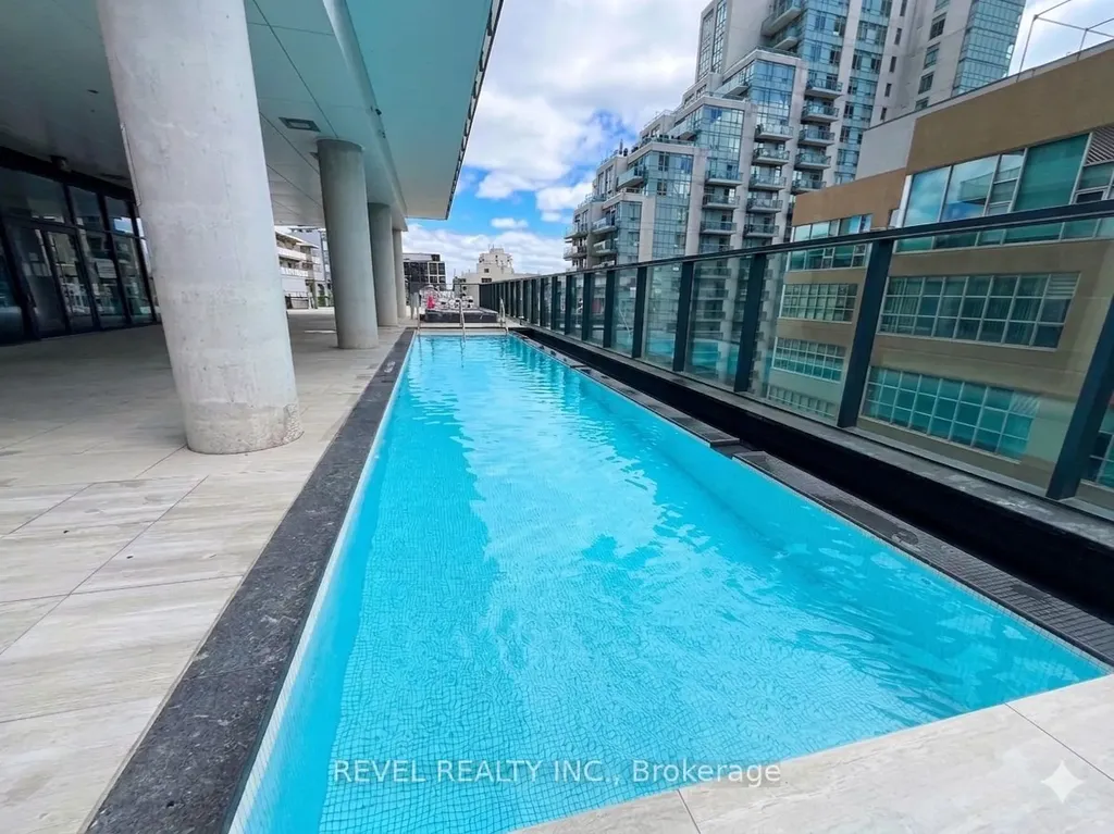 185 Roehampton Avenue Toronto ON M4P 0C6