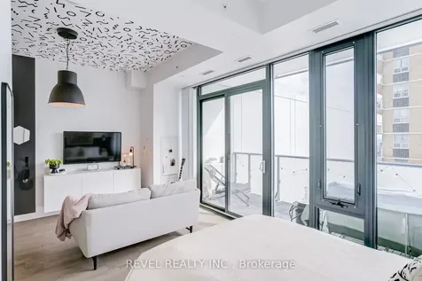 185 Roehampton Avenue Toronto ON M4P 0C6
