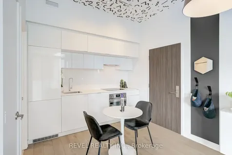 185 Roehampton Avenue Toronto ON M4P 0C6