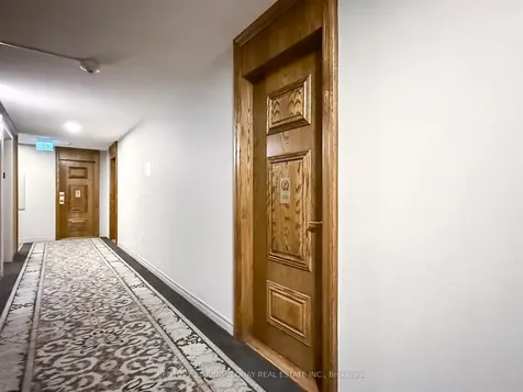 1 Pemberton Avenue Toronto ON M2M 4L9